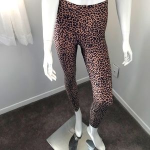 American Apparel Cheetah leggings